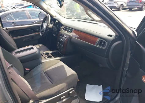 2011 Chevrolet Tahoe Ls z USA, uszkodzony, nr VIN 1GNSCAE07BR161448